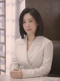 ハン・ソニョン役ペク・ジウォン